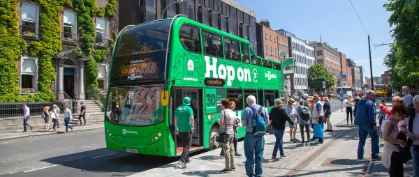 24 Hr hop-on-hop-off Tour Bus